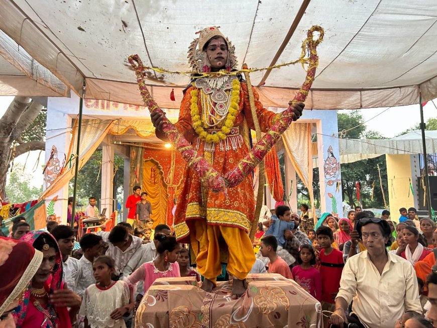 श्रीराम ने शिव धनुष तोड़ सीता से ब्याह रचाया